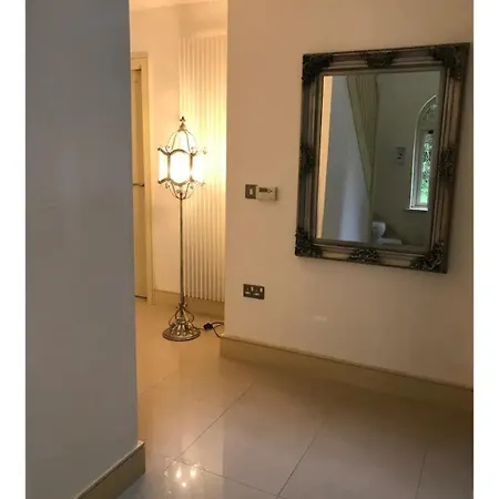 Spacious 3 Bedroomed House With Amazing Views بيت للعطل Rossacoosane