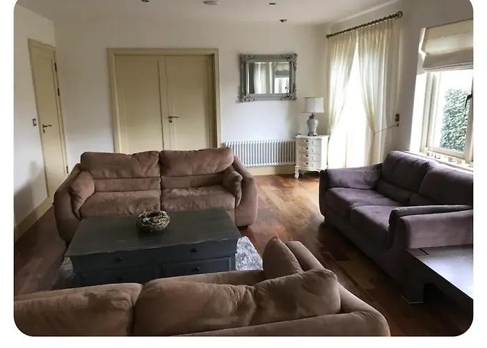 Nyaraló Spacious 3 Bedroomed House With Amazing Views Rossacoosane