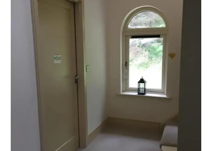 Nyaraló Spacious 3 Bedroomed House With Amazing Views